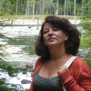 Meet your Posher, Ella